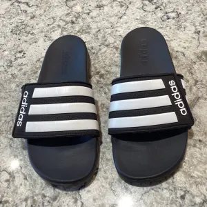 Adidas DWW Sandals 5Y black