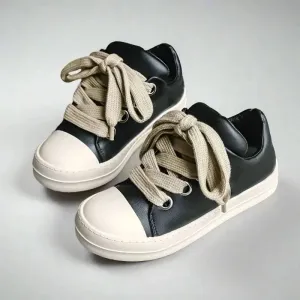 Round Toe Sneakers with Thick Shoelace