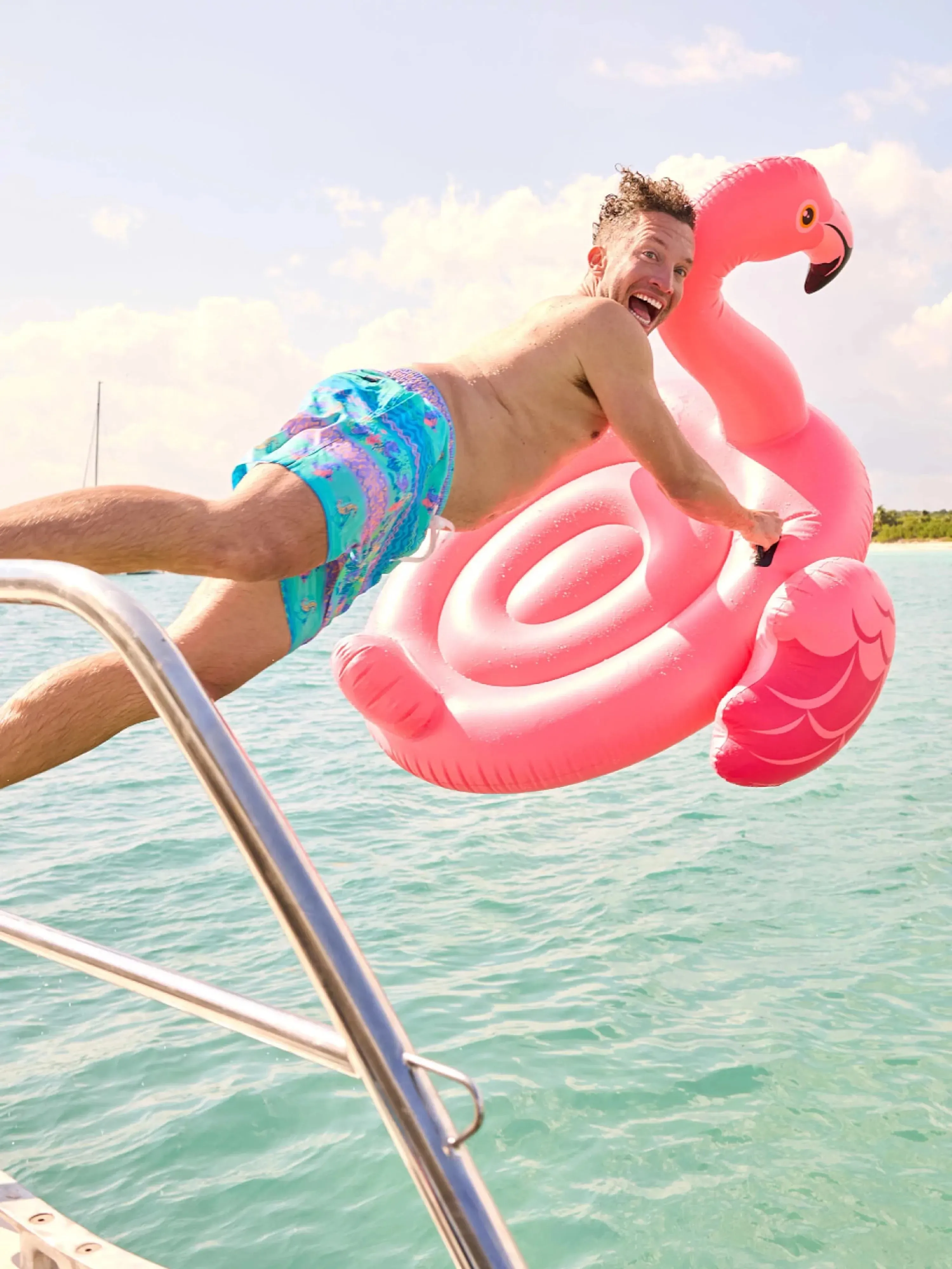 The Neptune's Weekend Wear 5.5" (Classic Swim Trunk)